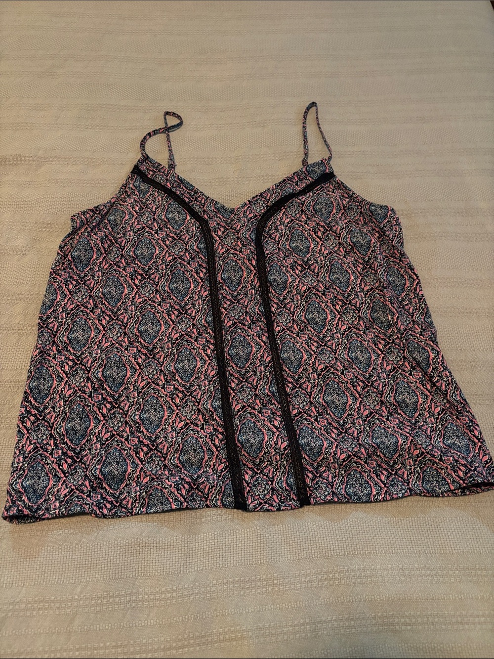 Treasure & Bond camisole. Sz S